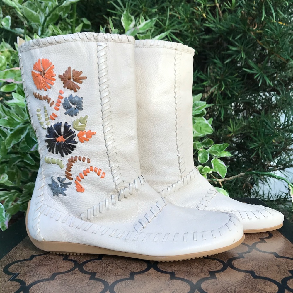 Gianni Bini Boho Embroidered Moccasin Bootie